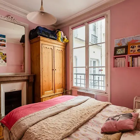 Spacious And Charming 3 Bedrooms - Metro Passy