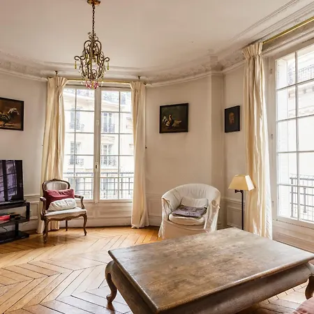 Spacious And Charming 3 Bedrooms - Metro Passy Appartement